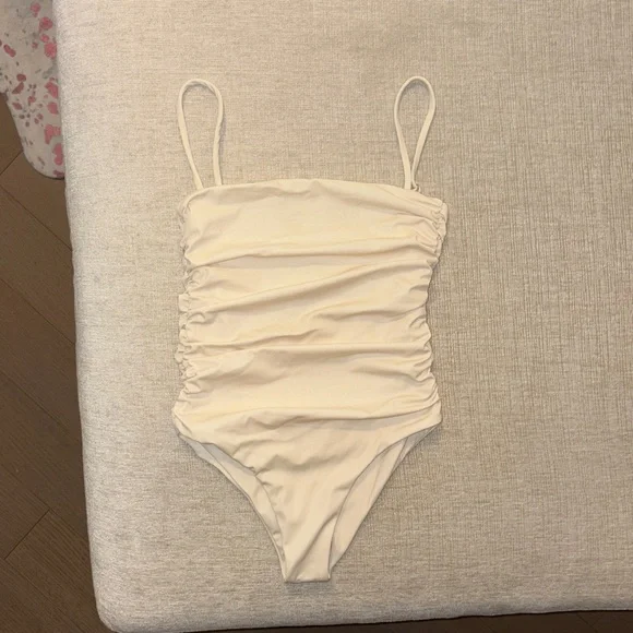 FP x Belle the Label The Ruched Maillot One-Piece Swimsuit Birch XS NWT NEW - Picture 6 of 11